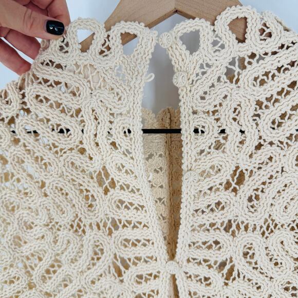 H&M Cream Crochet Look Sleeveless Textured Lace Knit Tank Top High Neck Size XXL - Picture 7 of 8
